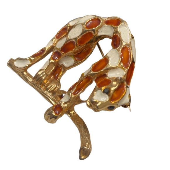 Vintage Gold And Enamel Jaguar Brooch Or Pin - Picture 3 of 12